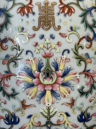 A pair of Chinese famille rose vases with floral design, Jiaqing mark, 19/20th C.