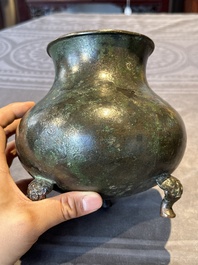 Two Chinese archaic bronze food vessels, 'ding 鼎', Han