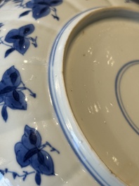A pair of Chinese blue and white 'Long Eliza' plates, Qi Yu Bao Ding Zhi Zhen 奇玉寶鼎之珍 mark, Kangxi