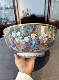 A rare and large Chinese Canton famille rose 'mandarin subject' bowl, Hua Xuan 花軒 and Ju Qing 居清 mark, Qianlong