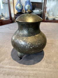 Two Chinese archaic bronze food vessels, 'ding 鼎', Han