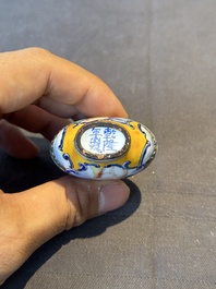 Seven various Chinese snuff bottles, Qianlong mark, 19/20th C.