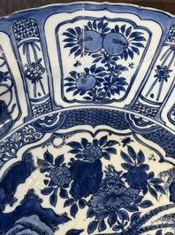 A large Chinese blue and white kraak porcelain dish with pheasants, Wanli