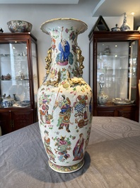 A Chinese Canton famille rose 'Wu Shuang Pu' vase, 19th C.