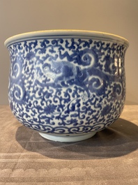 A large Chinese blue and white censer with chilong and floral design, Kangxi