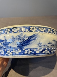 A Chinese blue and white brush washer and two seal paste boxes and covers, Qianlong mark, 19th C.