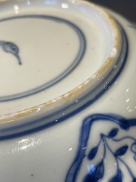 Three Chinese blue and white dishes and two plates, Kangxi