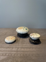 Three Chinese famille rose seal paste boxes, Qianlong and Yang He Tang 養和堂 mark, 20th C.