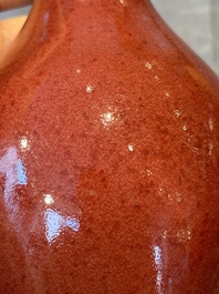 A Chinese monochrome copper-red-glazed vase, Xuande mark, 18/19th C.