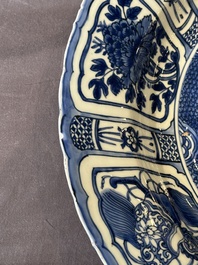 A large Chinese blue and white kraak porcelain dish with pheasants, Wanli
