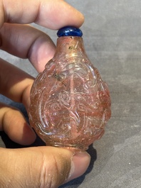 A group of six various Chinese snuff bottles, 19/20th C.