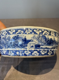 A Chinese blue and white brush washer and two seal paste boxes and covers, Qianlong mark, 19th C.