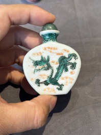 A group of six various Chinese snuff bottles, 19/20th C.