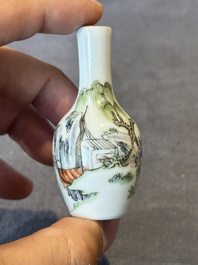 A Chinese famille rose miniature vase and a snuff bottle, Daoguang mark and of the period, 19th C.