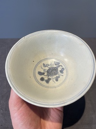 A collection of ten Chinese blue and white bowls, Ming