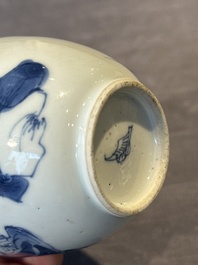 A Chinese blue and white tea caddy and cover with a lady and playing boys, Kangxi