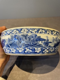 A Chinese blue and white brush washer and two seal paste boxes and covers, Qianlong mark, 19th C.