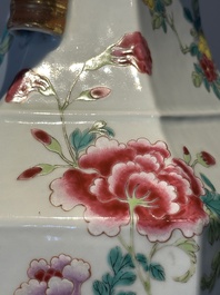 A pair of hexagonal Chinese famille rose 'hu' vases with floral design, Qianlong/Jiaqing