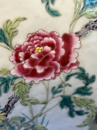 A pair of hexagonal Chinese famille rose 'hu' vases with floral design, Qianlong/Jiaqing