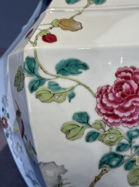 A pair of hexagonal Chinese famille rose 'hu' vases with floral design, Qianlong/Jiaqing