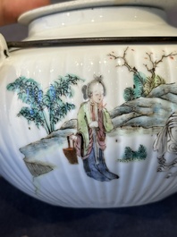 A Chinese famille rose ink set and a teapot, Tongzhi mark, 19th C.