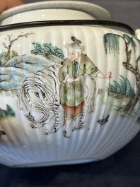 A Chinese famille rose ink set and a teapot, Tongzhi mark, 19th C.