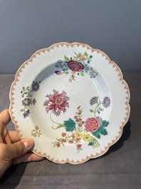 Eleven Chinese famille rose plates and dishes with fine floral design, Qianlong