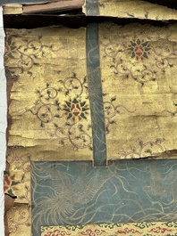 A rare Japanese Buddhist painting depicting Usnisavijaya, signed Ku Yue Baixie 哭月拜寫, probably 17/18th C.