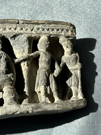 Three Gandhara grey schist frieze fragments with narrative design, 1/5th C.