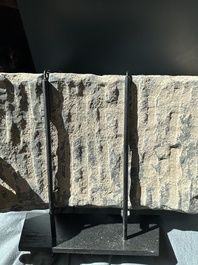 Three Gandhara grey schist frieze fragments with narrative design, 1/5th C.