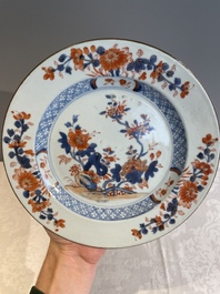 A varied collection of 34 pieces of Chinese porcelain, Kangxi and later