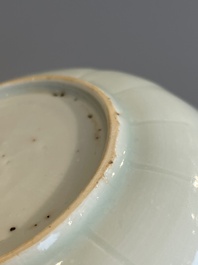 A varied collection of 34 pieces of Chinese porcelain, Kangxi and later