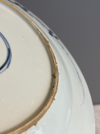 A varied collection of 34 pieces of Chinese porcelain, Kangxi and later