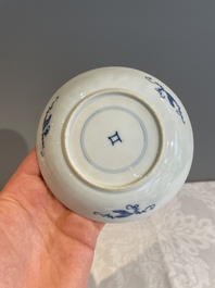 A varied collection of 34 pieces of Chinese porcelain, Kangxi and later