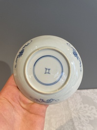A varied collection of 34 pieces of Chinese porcelain, Kangxi and later