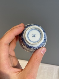 A varied collection of 34 pieces of Chinese porcelain, Kangxi and later