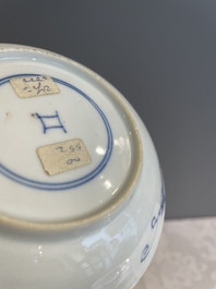A varied collection of 34 pieces of Chinese porcelain, Kangxi and later