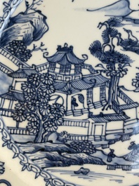A varied collection of 34 pieces of Chinese porcelain, Kangxi and later