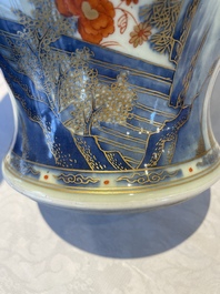 A pair of fine Chinese Imari-style vases and covers with narrative design, Kangxi
