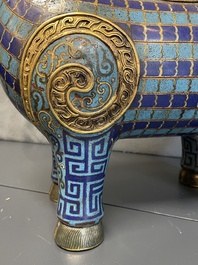 A pair of extremely rare Chinese ram-shaped cloisonn&eacute; candelabra, 18/19th C.