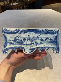 A rare blue and white Dutch Delft jewellery casket and cover, 18th C.