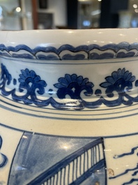 A pair of impressive blue and white Dutch Delft chinoiserie vases, ca. 1700