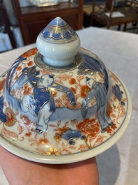 A pair of fine Chinese Imari-style vases and covers with narrative design, Kangxi