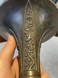 A fine and rare Chinese bronze vase with floral design in the style of Hu Wenming 胡文明, 'gu 觚', Ming