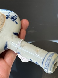 A Chinese porcelain spittoon, two walking stick knobs, five knife handles, Kangxi/Qianlong