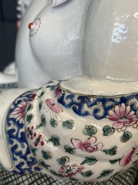 A Chinese famille rose Buddha, Zhu Mao Ji Zao 朱茂記造 mark, Republic