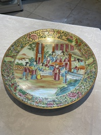 Two Chinese Canton famille rose plates and a ewer, 18/19th C.