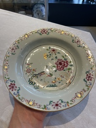 A collection of 22 Chinese famille rose and Imari-style plates, 18th C.