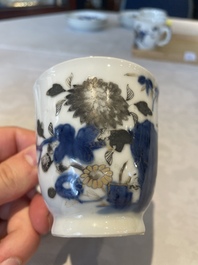 A set of six Chinese Imari-style cups and saucers from the Nanking cargo, Qianlong
