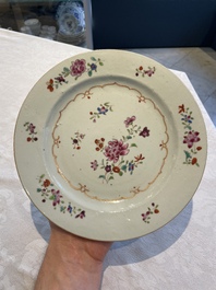 A collection of 22 Chinese famille rose and Imari-style plates, 18th C.